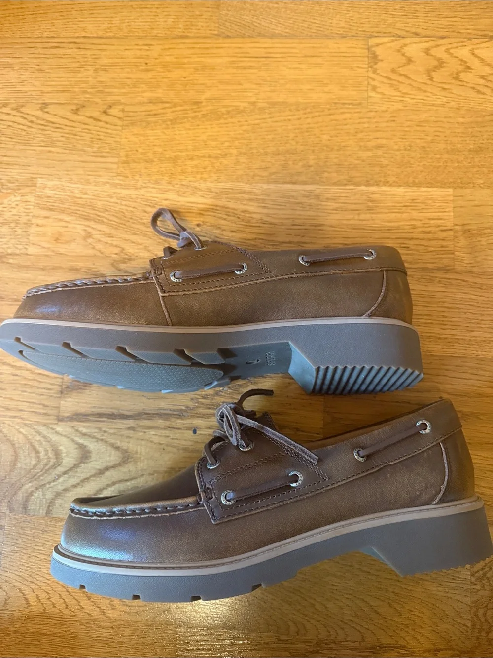 Sperry Wellboat Women’s Tan Leather Classic Boat Shoes